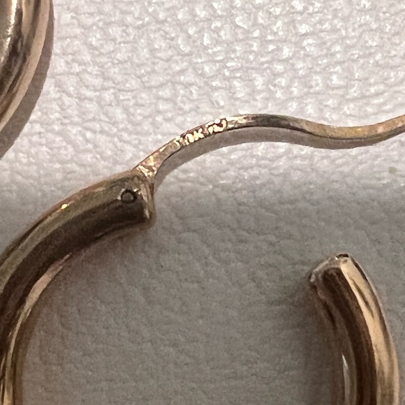 10K Resin Round Hoop Earrings - Picture 7 of 13